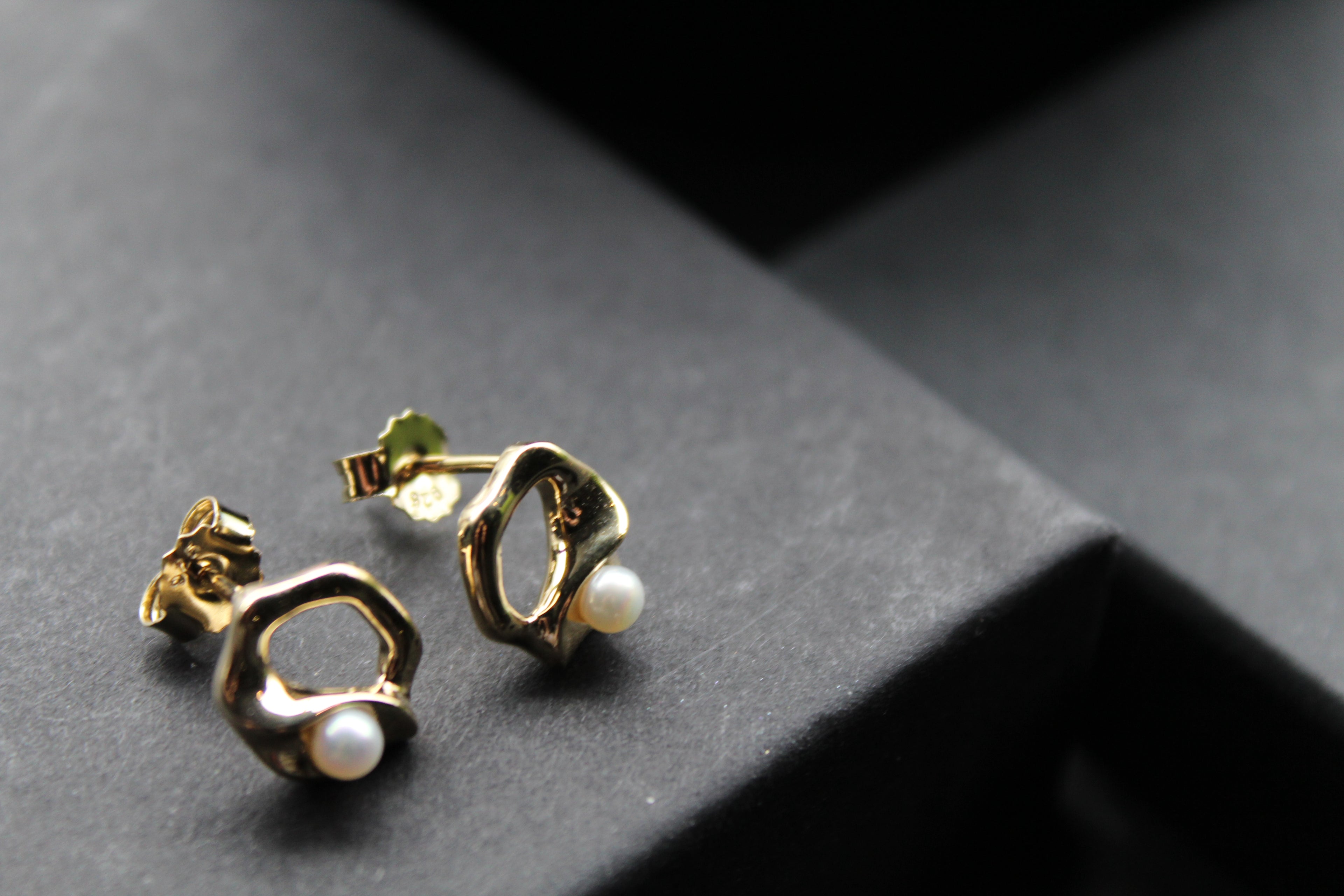 Hex Pearl Stud Earrings