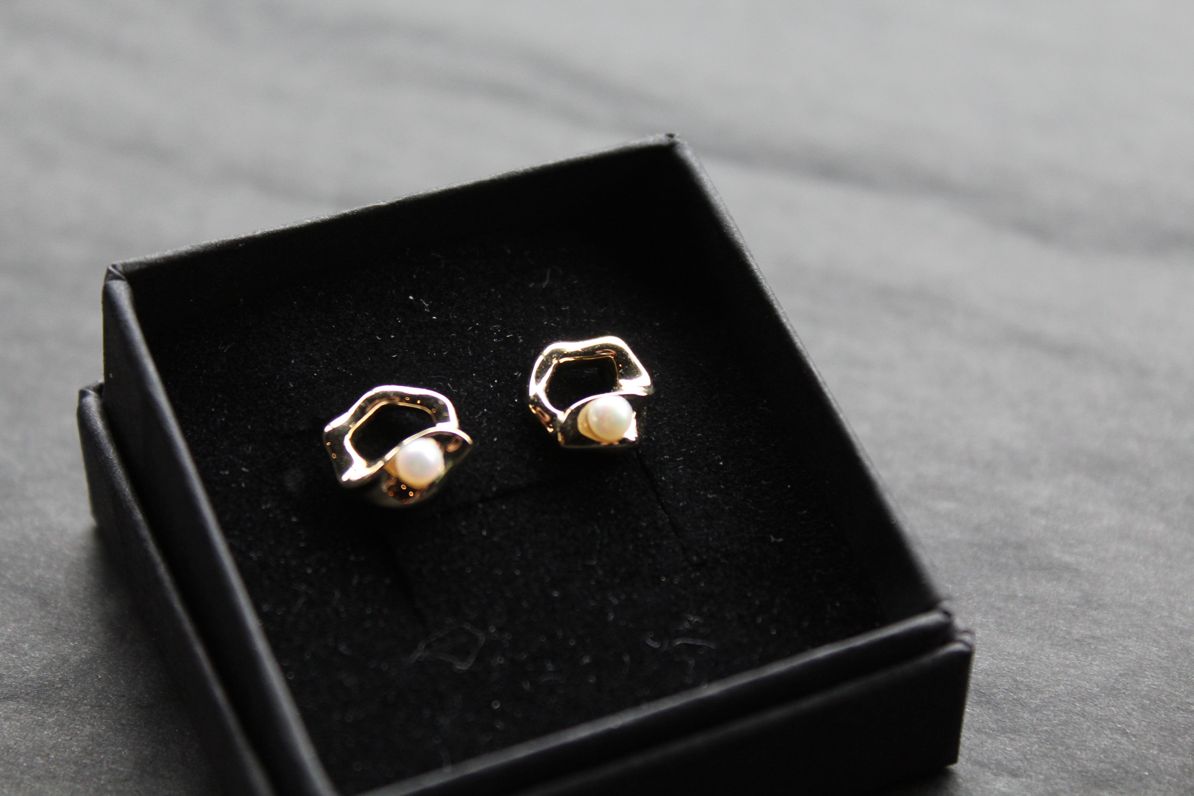 Hex Pearl Stud Earrings