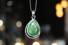 Load image into Gallery viewer, Teardrop Green Turquoise Mohave Wire Detail Necklace
