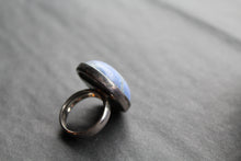 Load image into Gallery viewer, Large Oval Silver Lapis Ring
