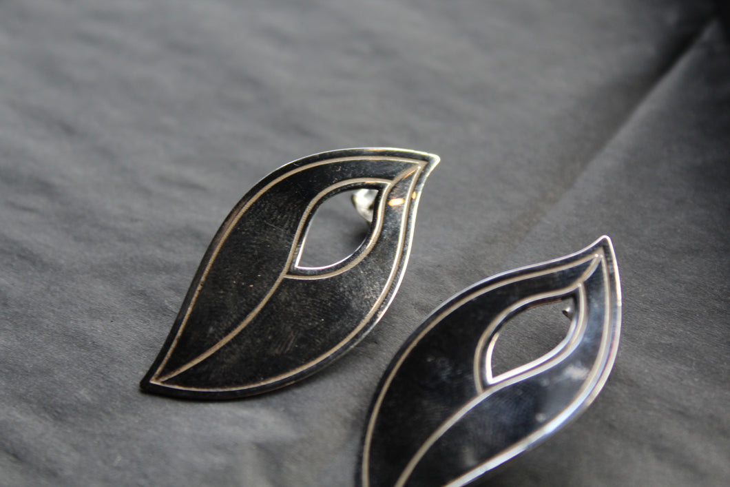 Laurel Leaf Earrings