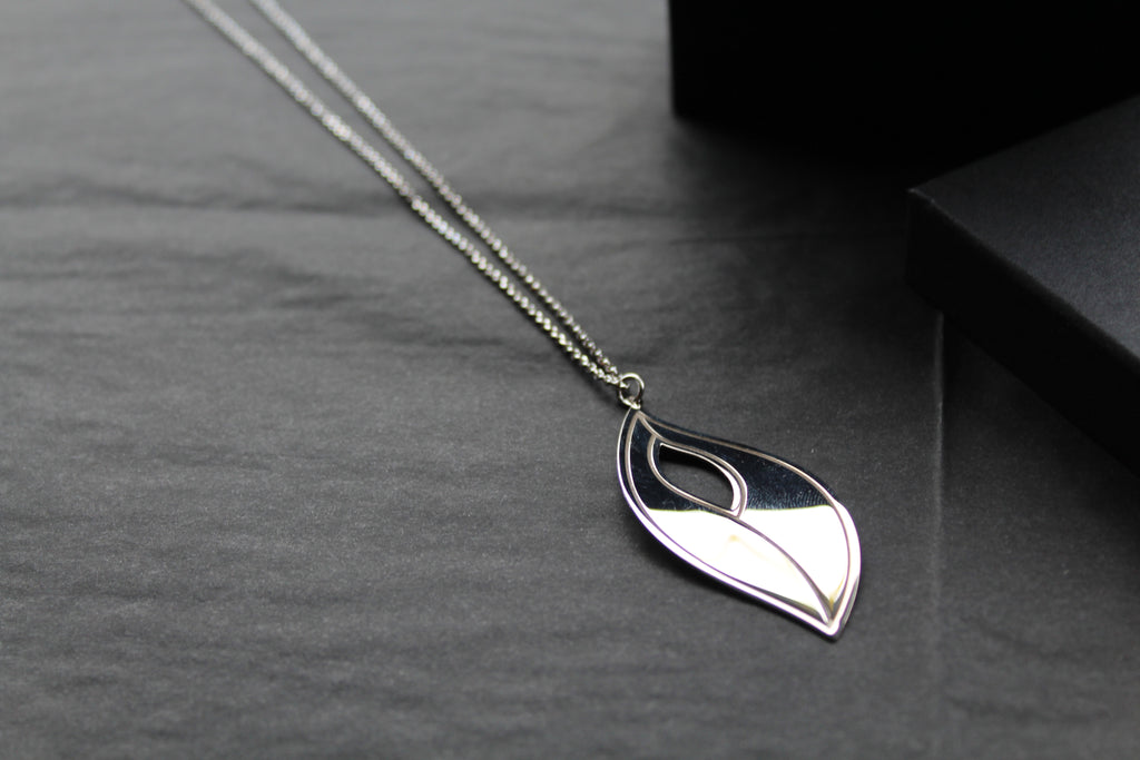 Laurel Leaf Necklace