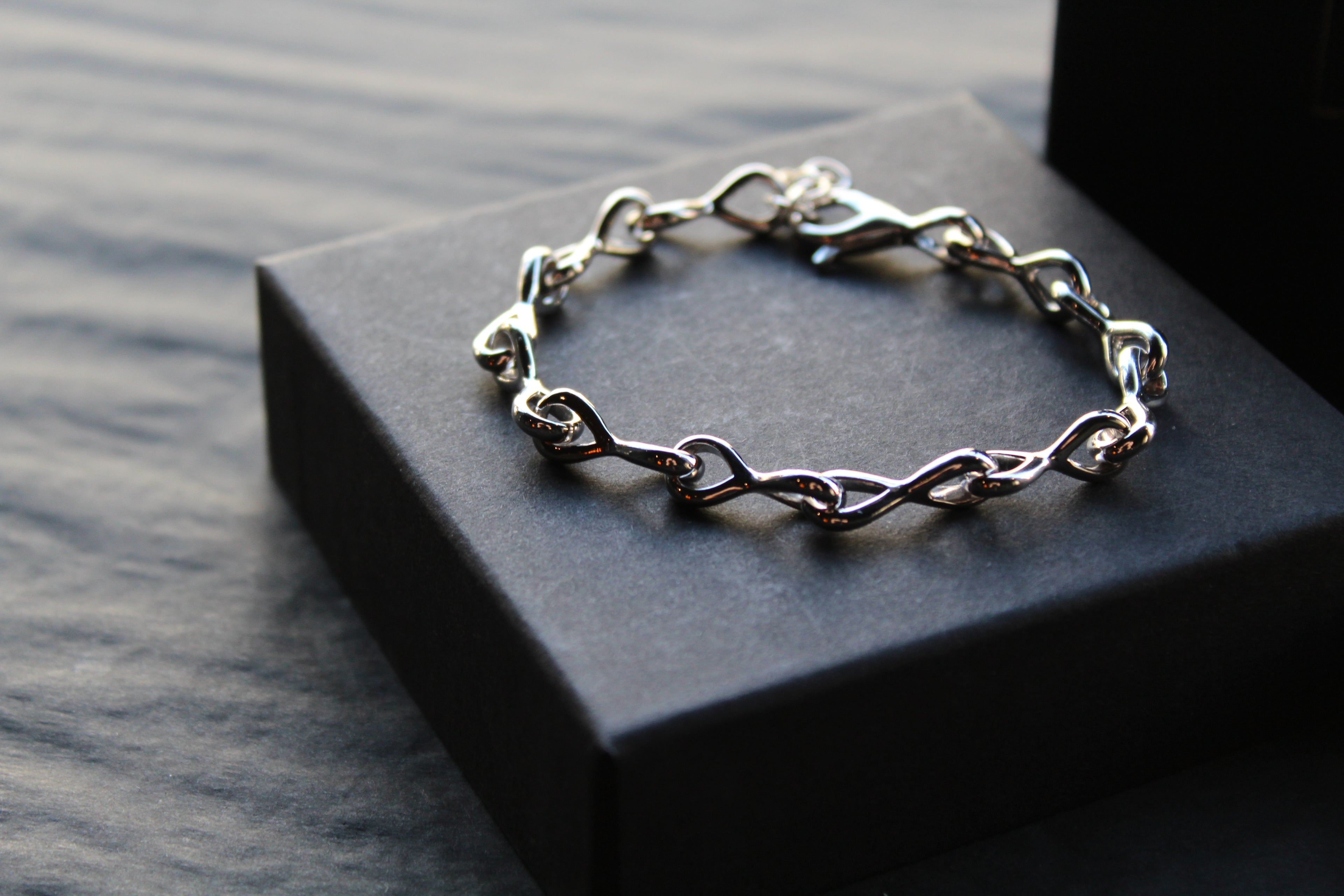 Lucky Eights Bracelet