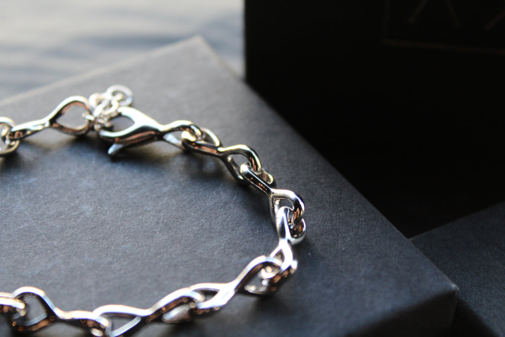 Lucky Eights Bracelet
