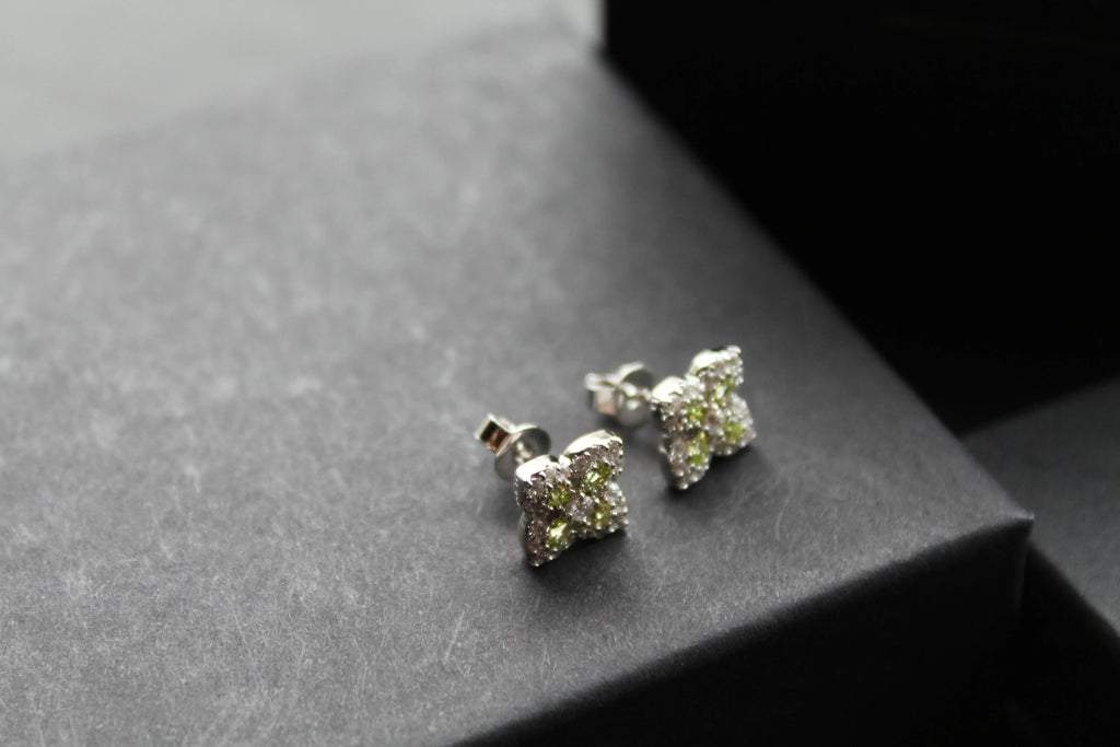 'New' Vintage Clover Peridot Green Studs - Swax Jewellery Barmouth