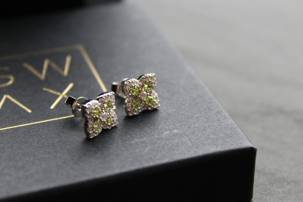 'New' Vintage Clover Peridot Green Studs - Swax Jewellery Barmouth
