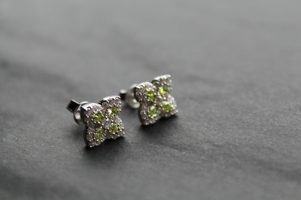 'New' Vintage Clover Peridot Green Studs - Swax Jewellery Barmouth
