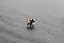 Load image into Gallery viewer, Octopus Silver Stud
