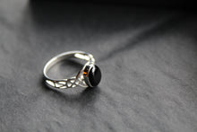 Load image into Gallery viewer, Onyx Silver Celtic Ring
