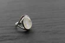 Load image into Gallery viewer, Oval Moonstone Silver Ring
