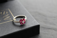 Load image into Gallery viewer, Ruby Cubic Zirconia Vintage Clover Ring
