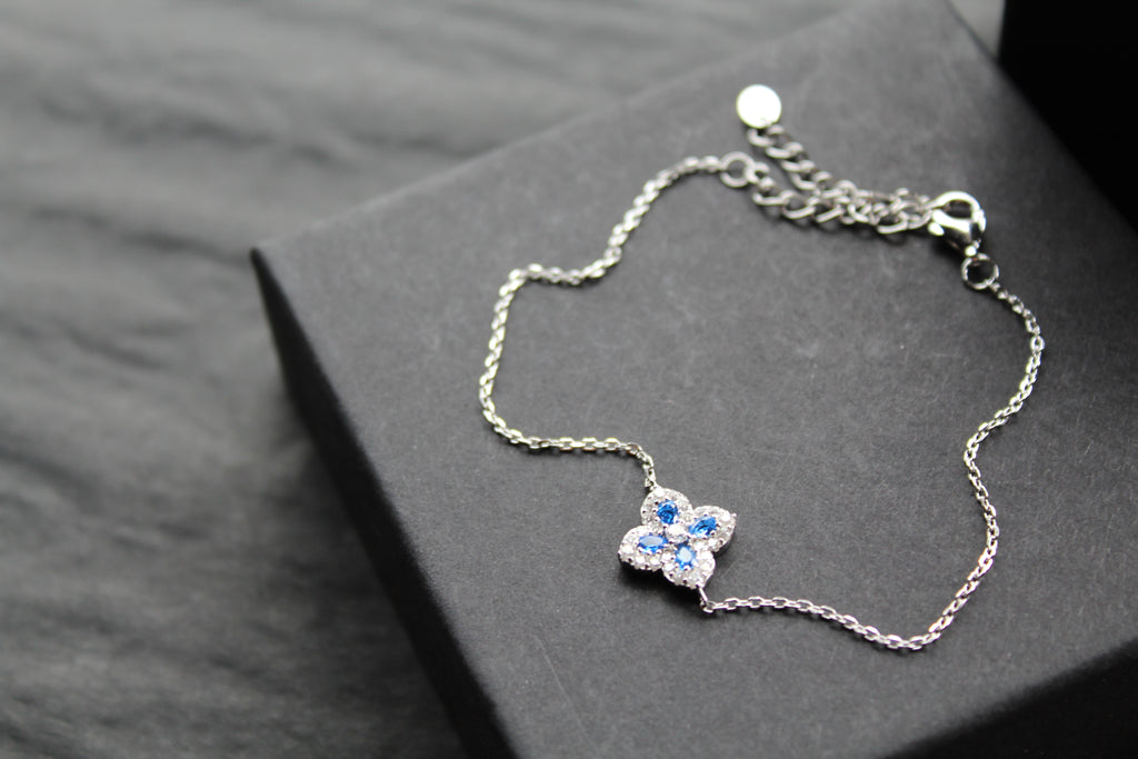 Sapphire CZ Classic Clover Bracelet