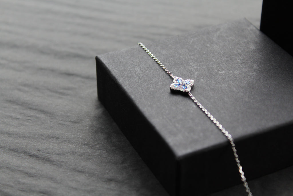 Sapphire CZ Classic Clover Bracelet