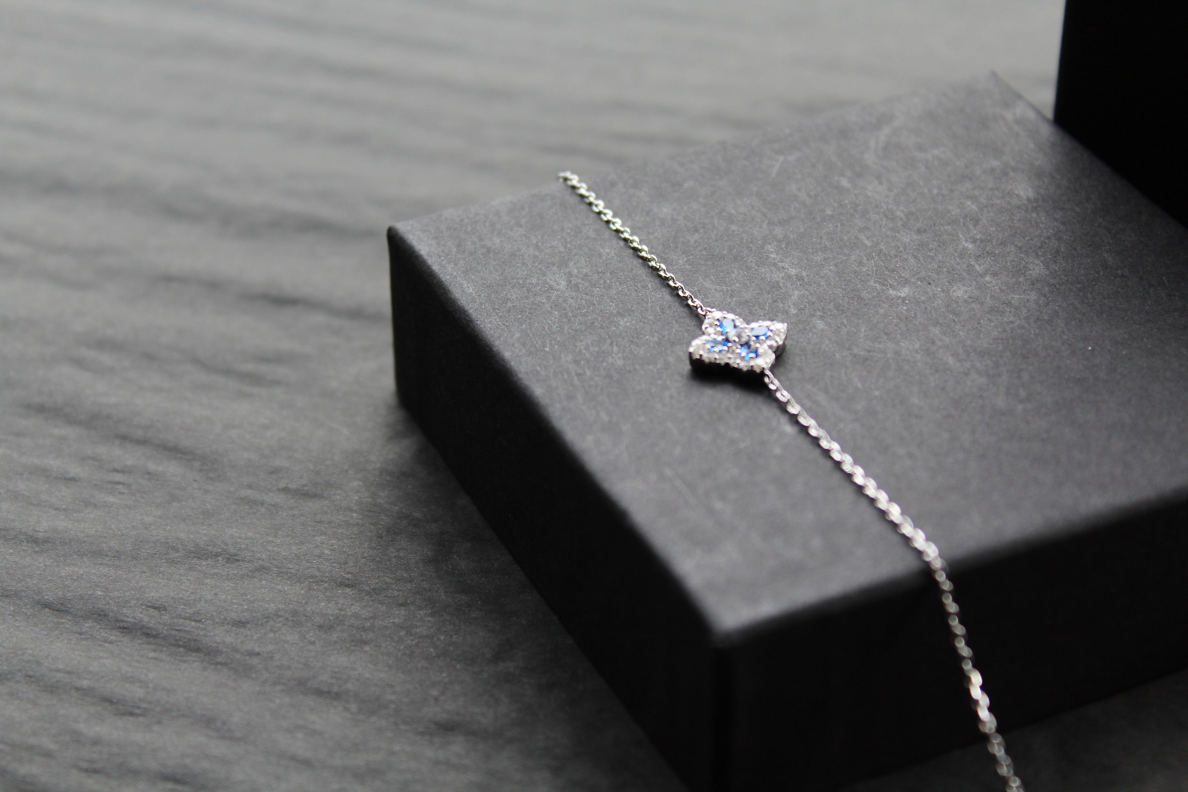 Sapphire CZ Classic Clover Bracelet