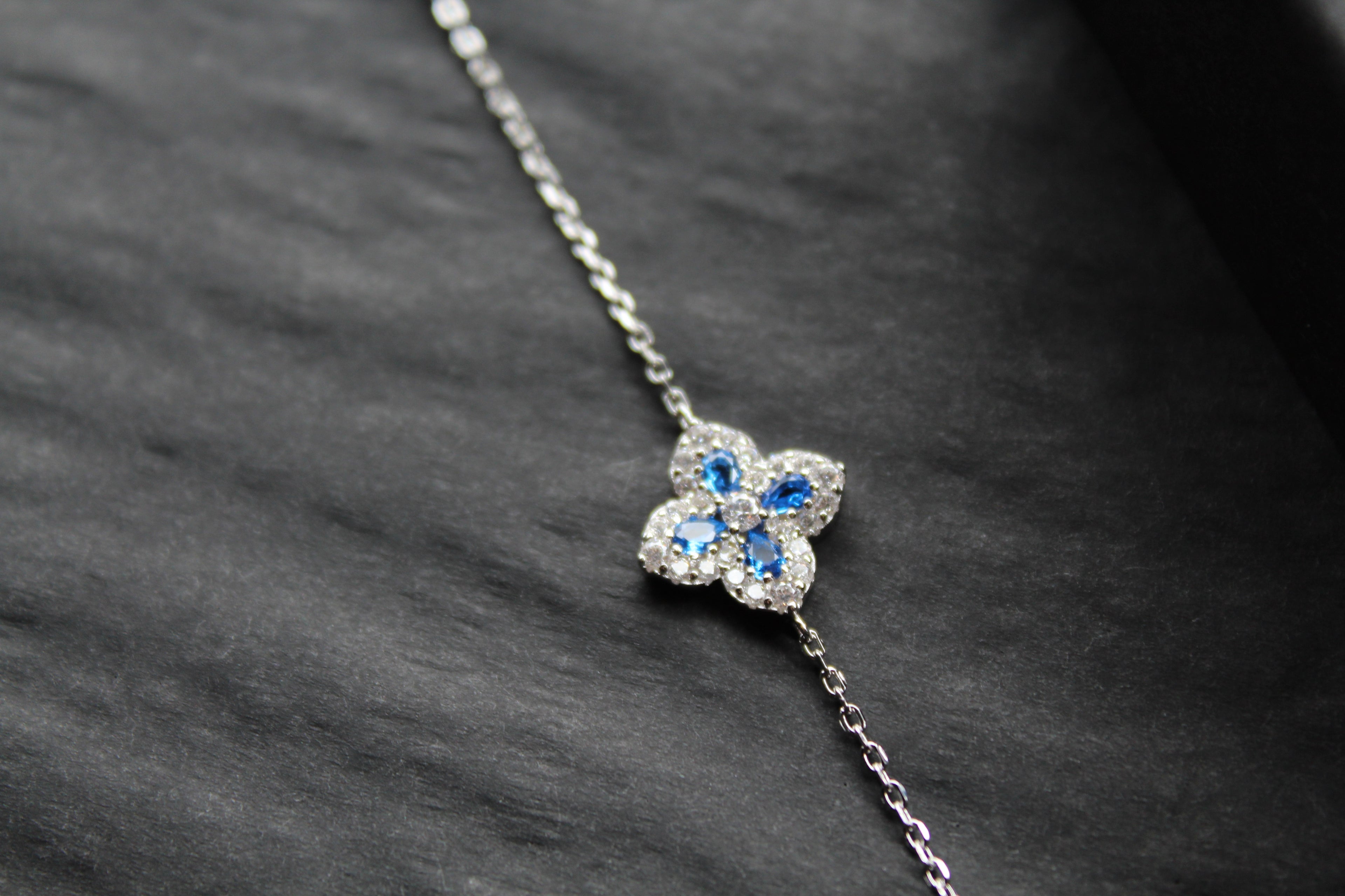 Sapphire CZ Classic Clover Bracelet