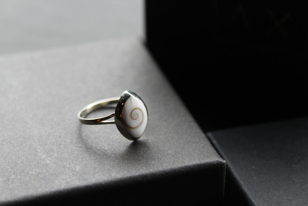 Shiva's Eye Alternative Ring