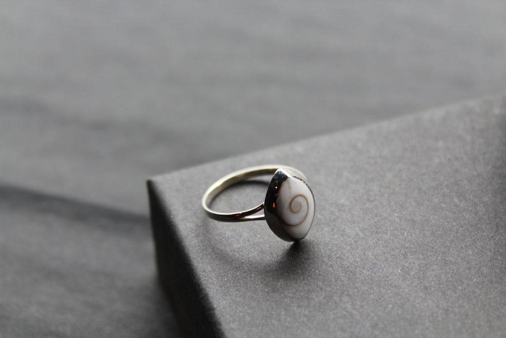 Shiva's Eye Alternative Ring
