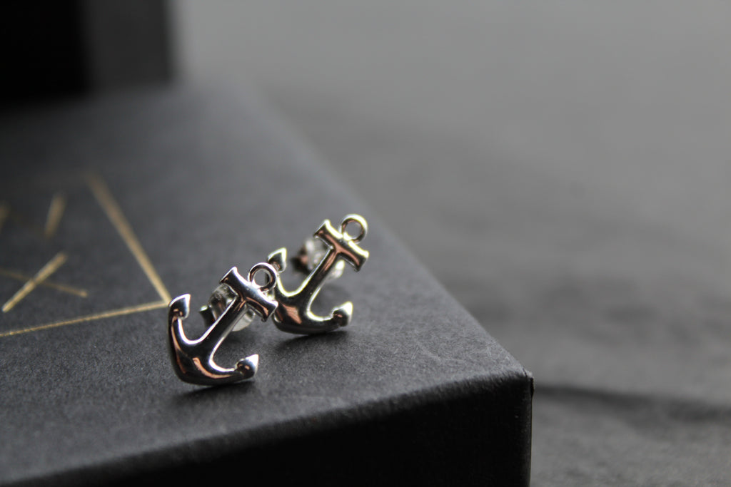 Silver Anchor Studs