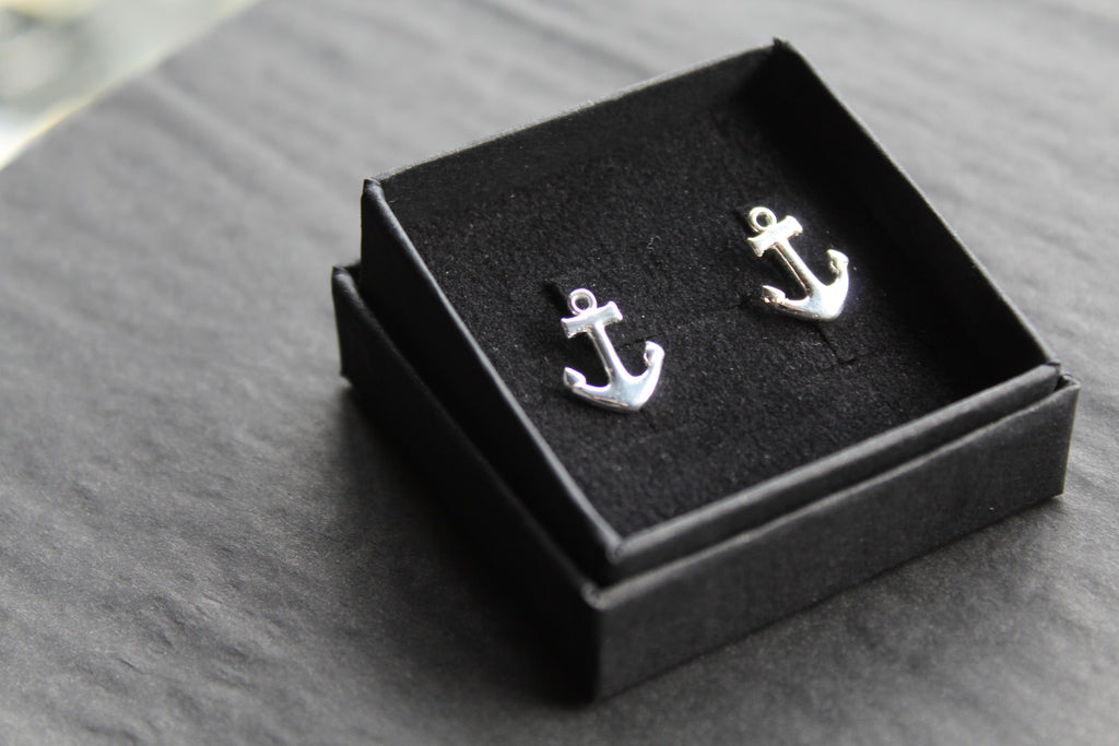Silver Anchor Studs
