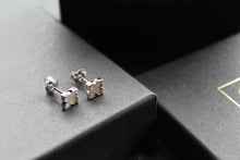 Load image into Gallery viewer, Silver CZ Vintage Flower Earrings with Mother of Pearl
