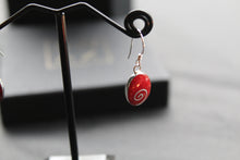 Load image into Gallery viewer, Silver Coral Oval Spiral Earrings

