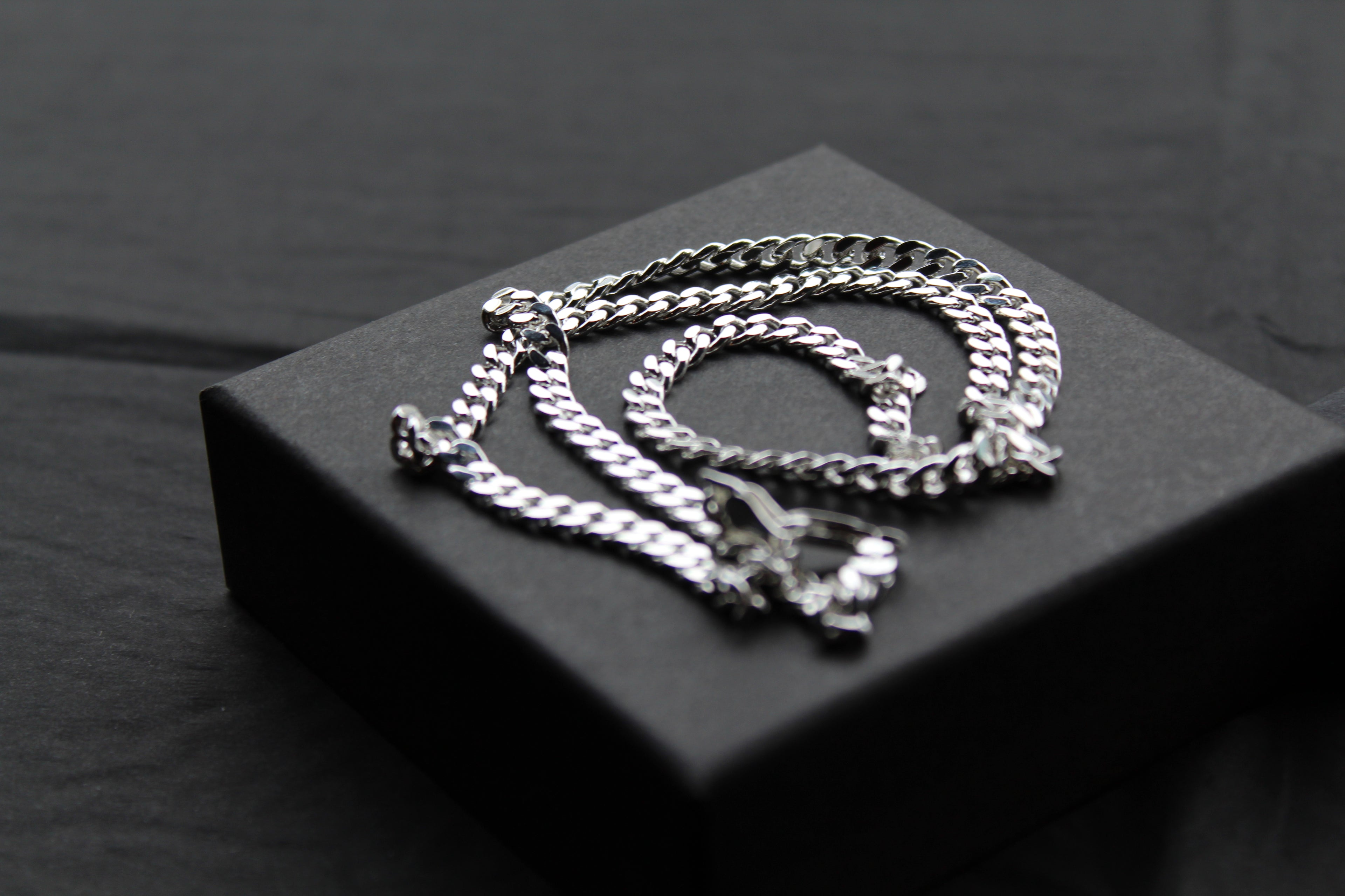 Silver Flat Open Curb Chain