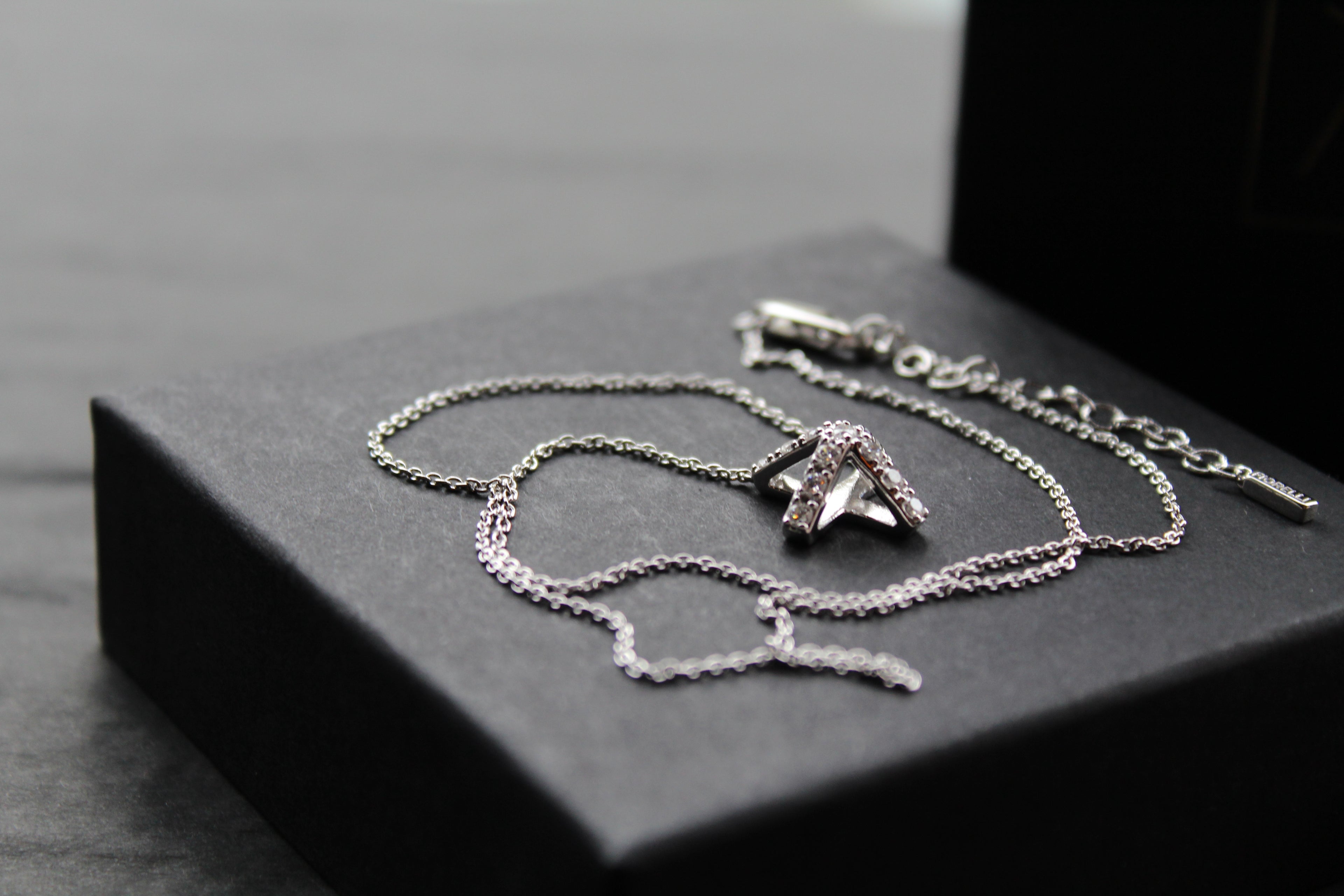 Filorelli Silver Kiss Necklace