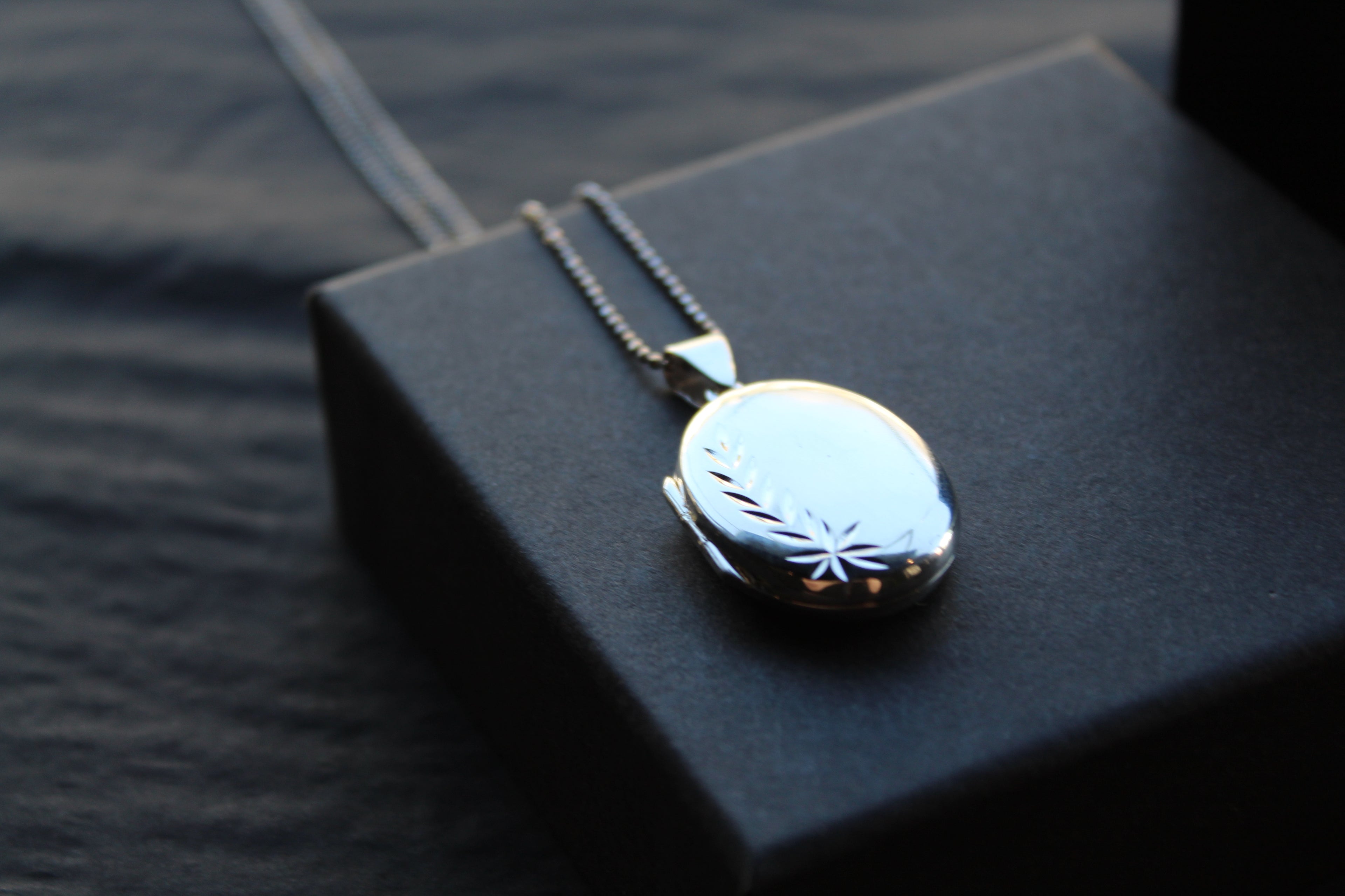Silver Oval Locket