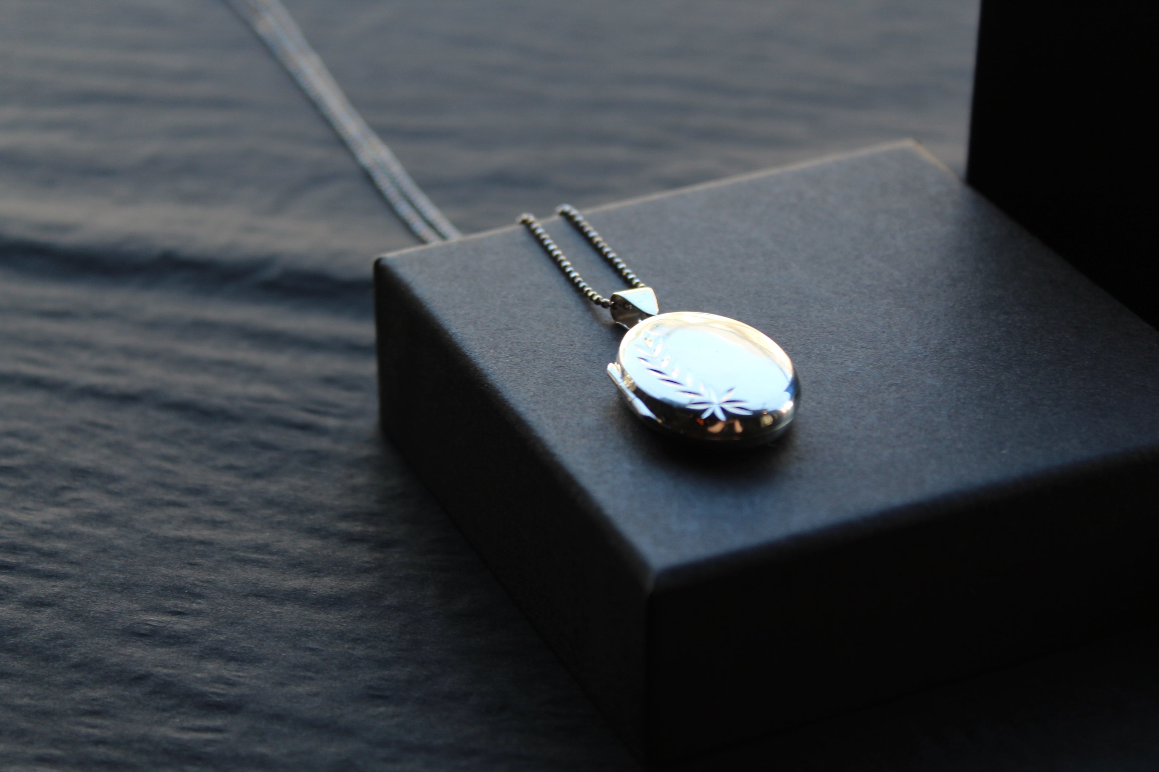 Silver Oval Locket