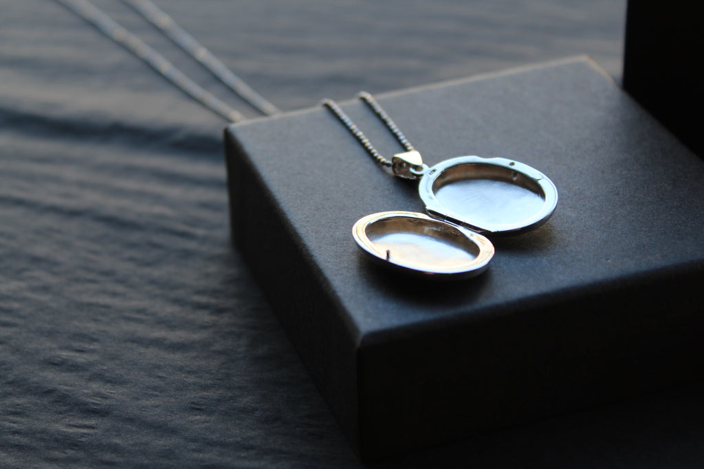 Silver Oval Locket
