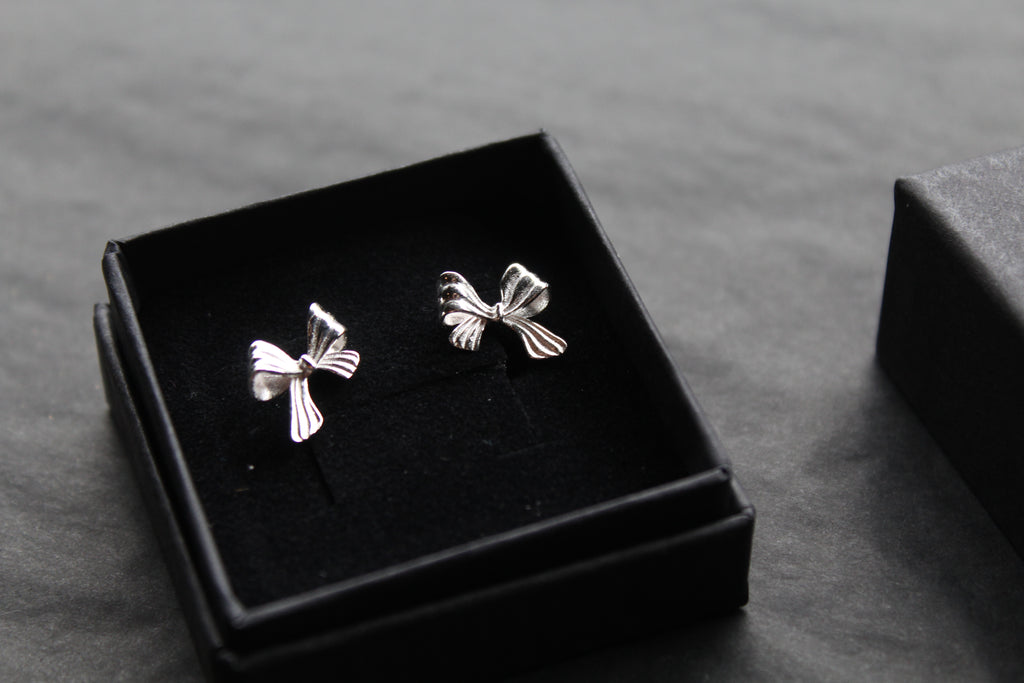 Silver Ribbon Bow Studs