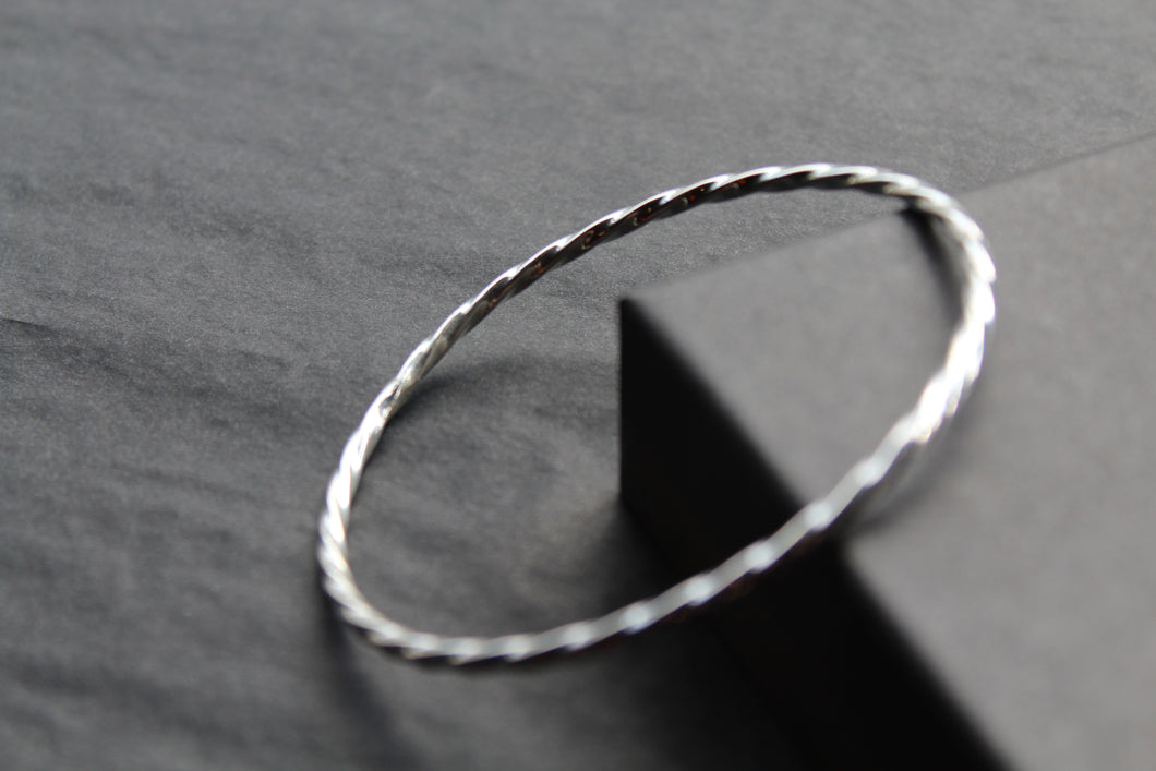 Silver Twist Bangle