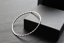 Load image into Gallery viewer, Silver Twist Bangle
