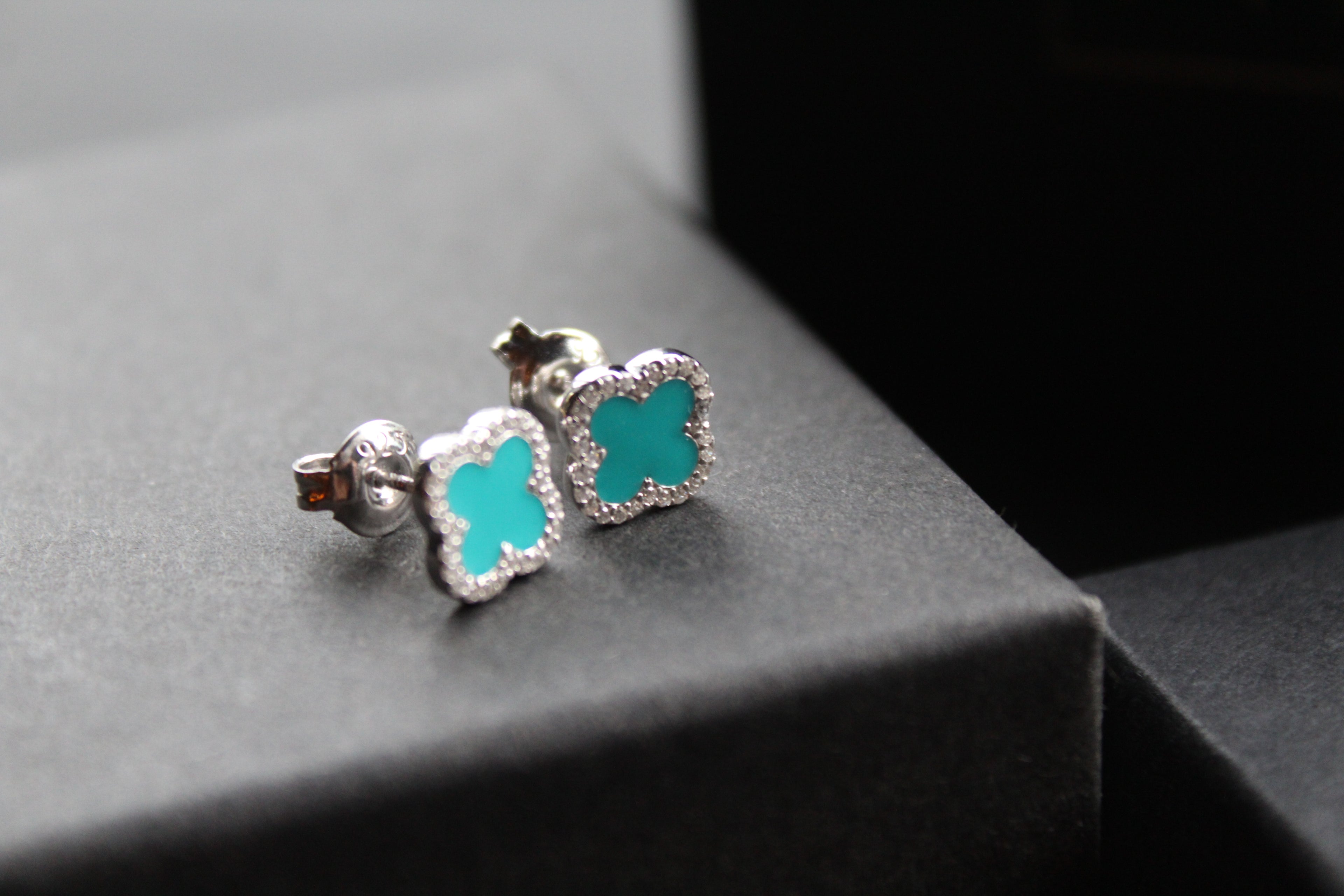 Silver Vintage Flower Earrings with Turquoise