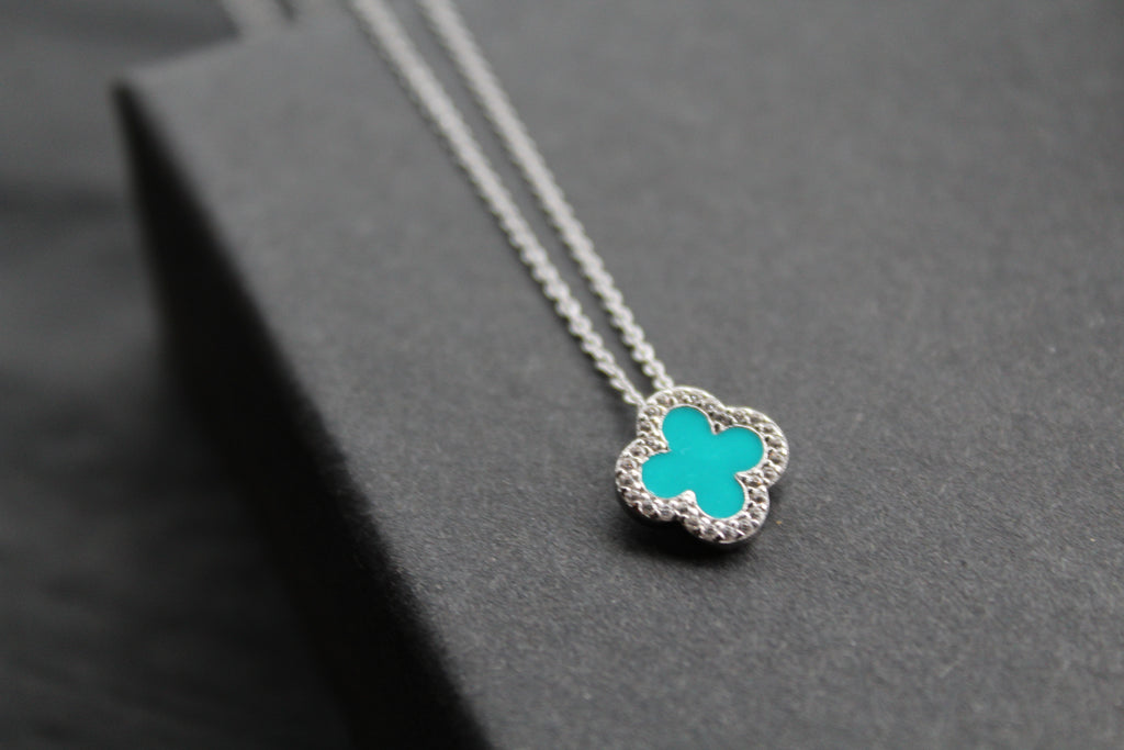 Silver Vintage Flower Necklace with Turquoise