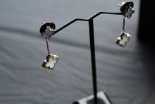 Load image into Gallery viewer, Silver &amp; Mother of Pearl Vintage Flower Drop Earrings
