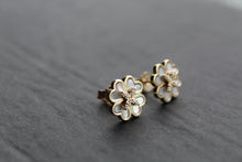 Load image into Gallery viewer, Silver with Gold Plate Mother of Pearl Flower Stud
