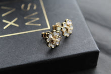 Load image into Gallery viewer, Silver with Gold Plate Mother of Pearl Flower Stud
