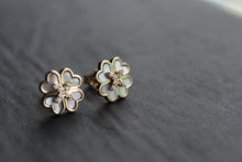 Load image into Gallery viewer, Silver with Gold Plate Mother of Pearl Flower Stud
