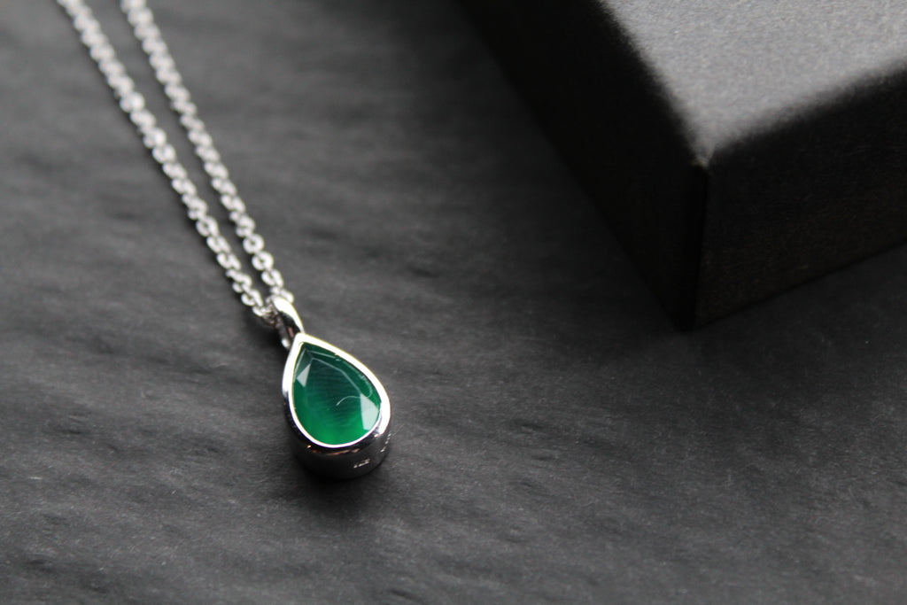 Silver with Rhodium Plate Necklace with Green Onyx