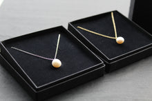 Load image into Gallery viewer, Single Pearl Necklace
