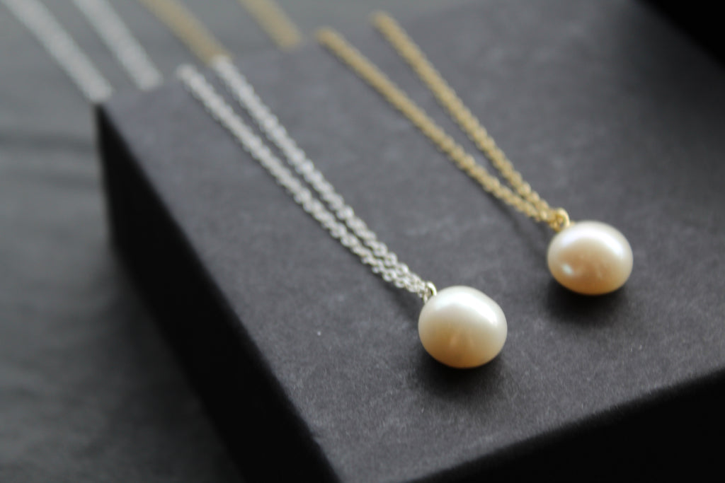 Single Pearl Necklace