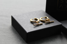 Load image into Gallery viewer, Sky T-Bar Hoops with Hinge Clasp
