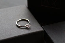 Load image into Gallery viewer, Small Solitaire Silver Ring
