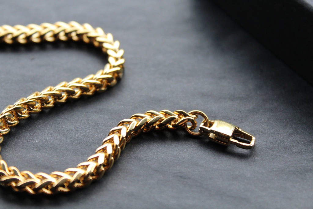 Square Chain Bracelet with Polished Gold IP