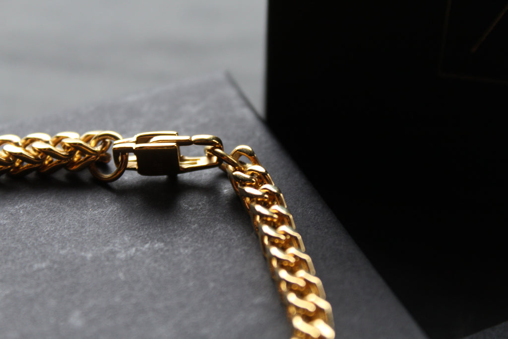 Square Chain Bracelet with Polished Gold IP