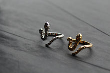 Load image into Gallery viewer, Stainless Steel Serpent Ring
