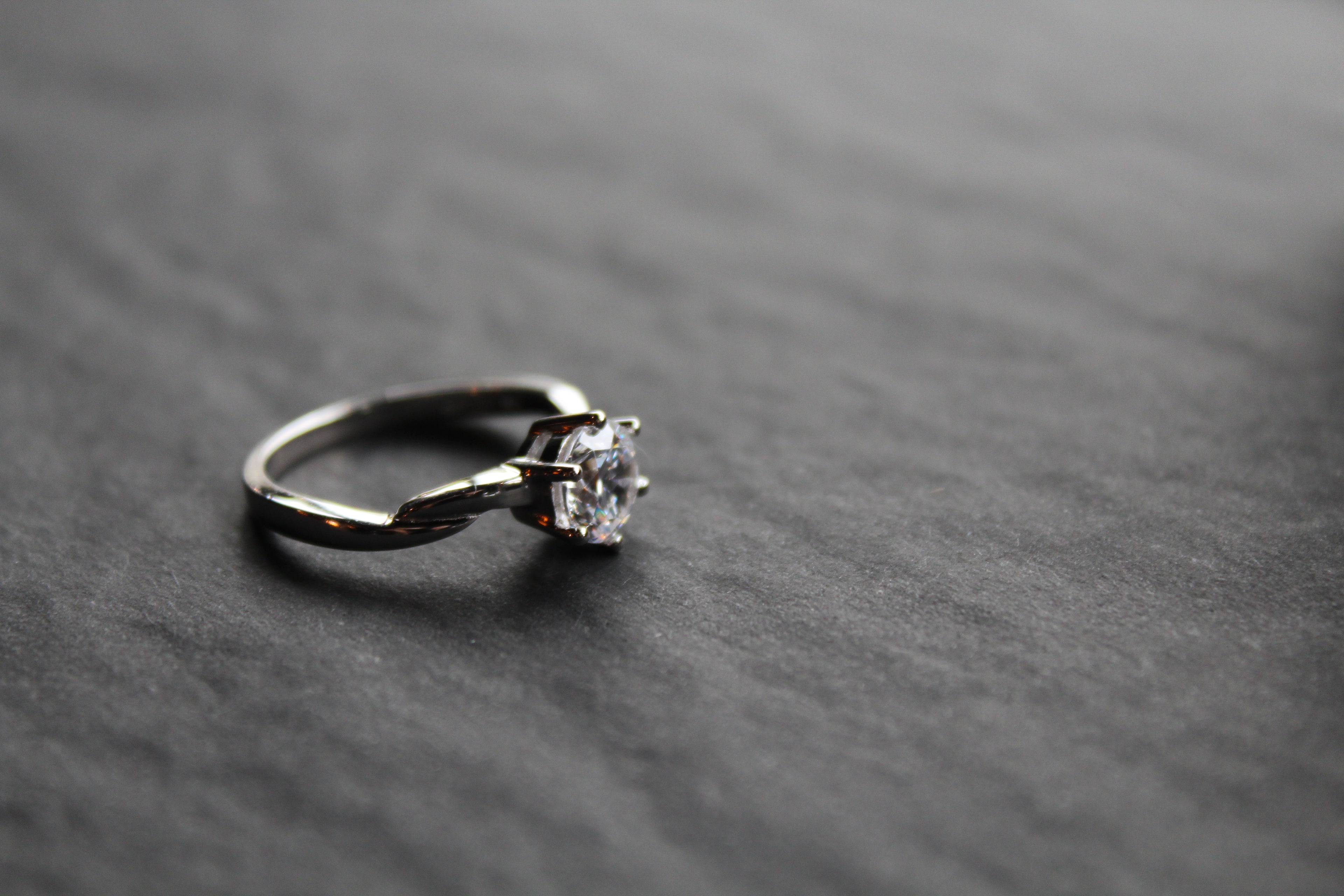 Sweet Twist Silver & Cubic Zirconia Solitaire Ring