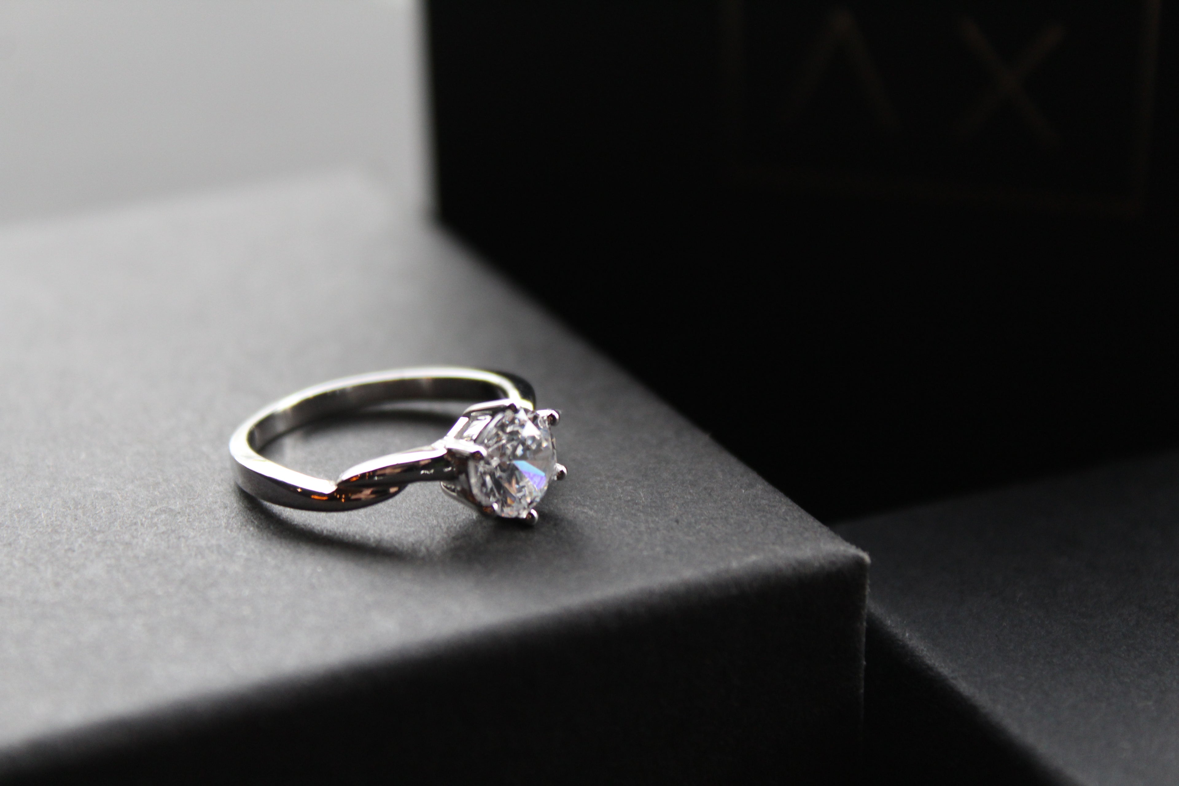 Sweet Twist Silver & Cubic Zirconia Solitaire Ring