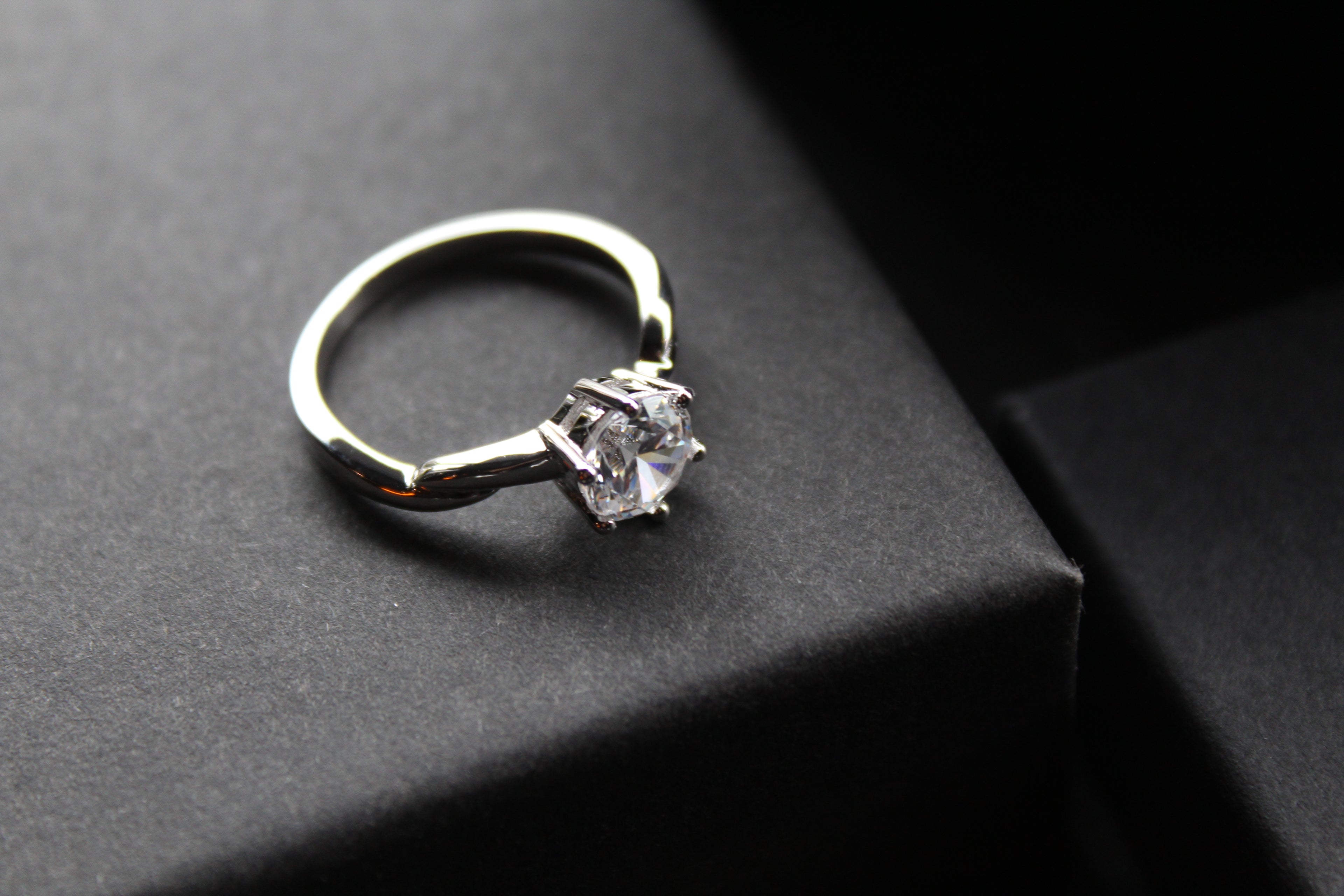 Sweet Twist Silver & Cubic Zirconia Solitaire Ring